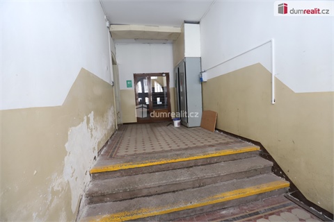 Prodej komerčního objektu, 1 600 m² 22