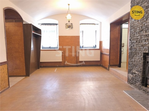 Prodej komerčního objektu, 400 m² - 18