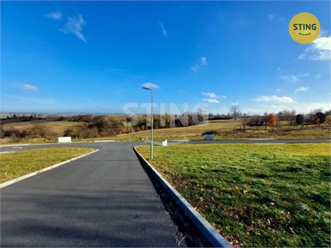 Prodej stavebního pozemku, 1 037 m² 2