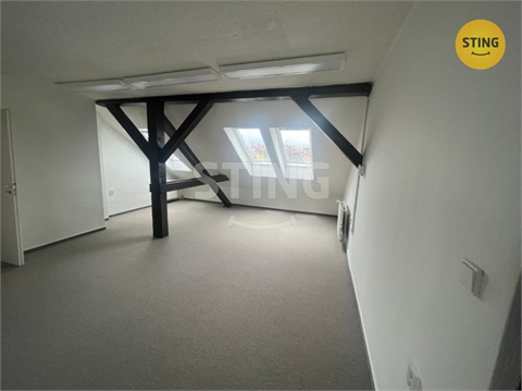 Pronájem kanceláře, 280 m² - 10