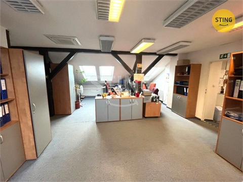 Pronájem kanceláře, 280 m² - 2