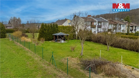 Prodej stavebního pozemku, 1 607 m² 8