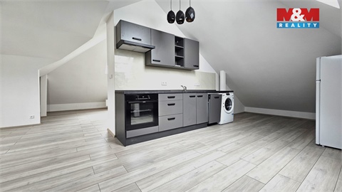 Prodej rodinného domu, 245 m² - 0