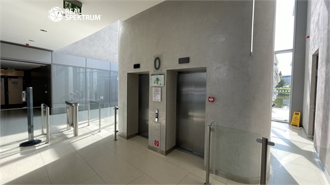 Pronájem kanceláře, 572 m² - 26