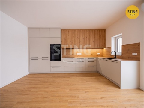 Prodej rodinného domu, 180 m² 16