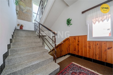 Prodej rodinného domu, 240 m² - 8