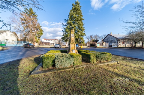 Prodej stavebního pozemku, 1 056 m² 14