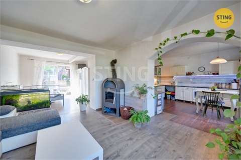 Prodej rodinného domu, 100 m² 14