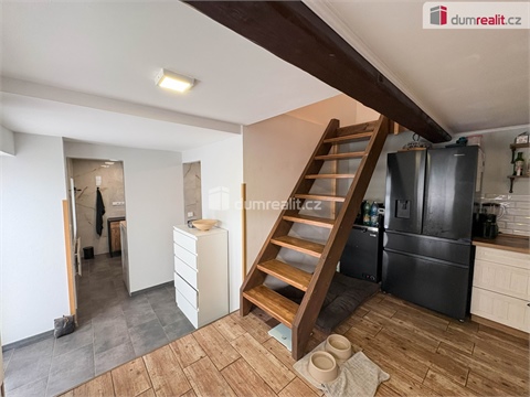 Prodej rodinného domu, 407 m² - 18