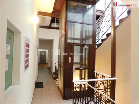 Pronájem kanceláře, 19 m² 10