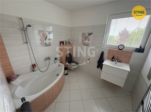 Prodej vily, 200 m² 8