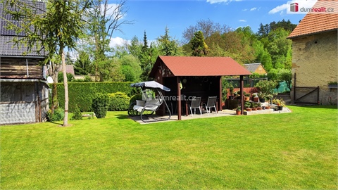 Prodej rodinného domu, 281 m² 8