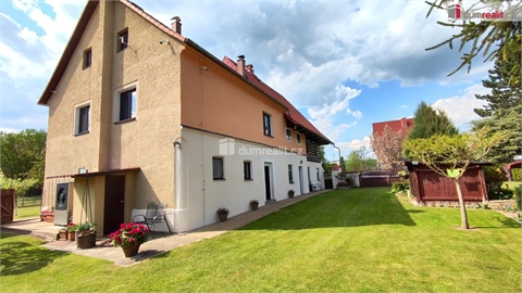 Prodej rodinného domu, 281 m² - 2