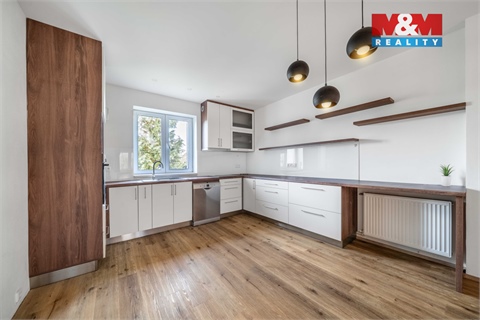 Prodej rodinného domu, 208 m² 4