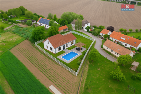 Prodej stavebního pozemku, 1 089 m² 4