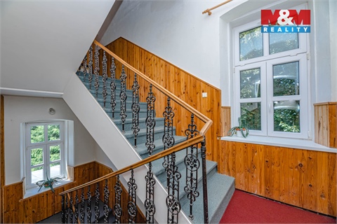 Prodej rodinného domu, 386 m² - 2