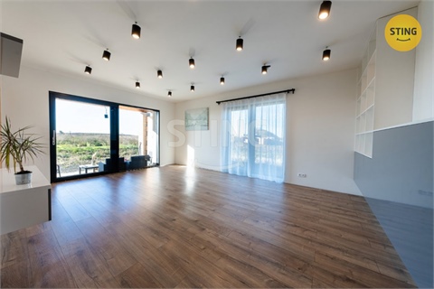 Prodej rodinného domu, 183 m² - 0