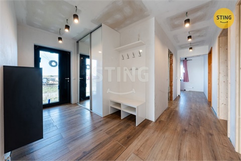 Prodej rodinného domu, 183 m² - 8