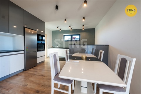 Prodej rodinného domu, 183 m² 6