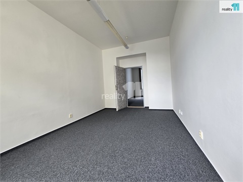 Pronájem kanceláře, 75 m² - 2
