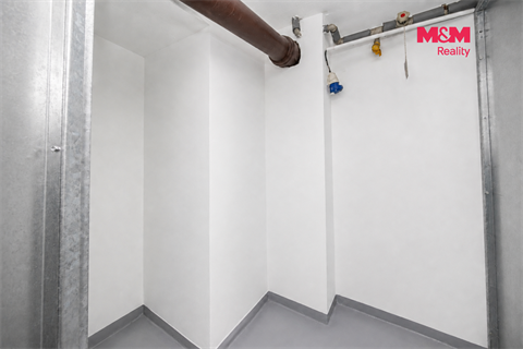 Prodej obchodních prostor, 54 m² 4
