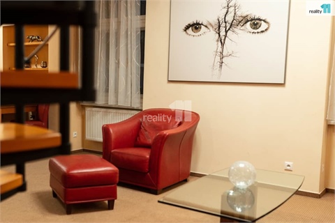 Pronájem bytu 2kk, 66 m² 2