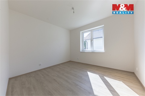 Prodej rodinného domu, 120 m² - 6