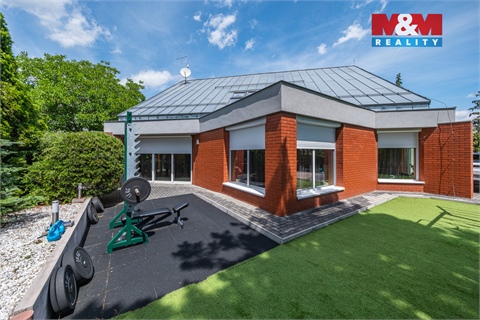 Prodej rodinného domu, 350 m² 2