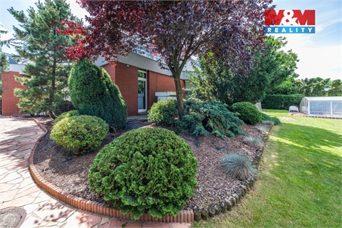 Prodej rodinného domu, 350 m² - 14