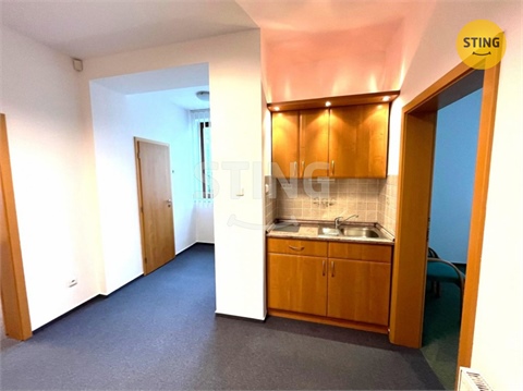 Pronájem kanceláře, 100 m² 2