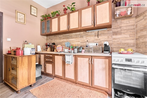 Prodej rodinného domu, 380 m² - 6