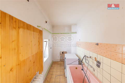 Prodej rodinného domu, 305 m² 4