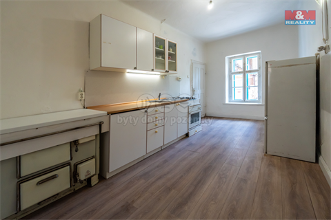 Prodej rodinného domu, 152 m² - 2