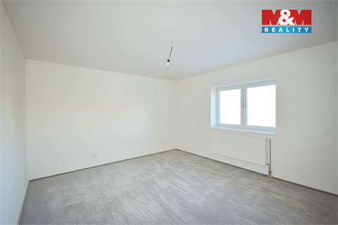 Prodej rodinného domu, 250 m² - 8