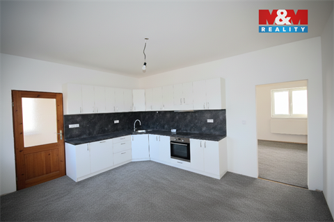 Prodej rodinného domu, 250 m² - 12