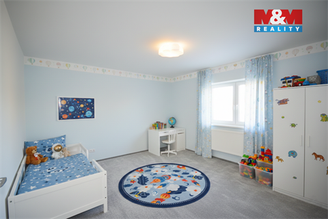 Prodej rodinného domu, 250 m² - 6