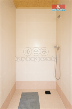 Prodej rodinného domu, 250 m² 14