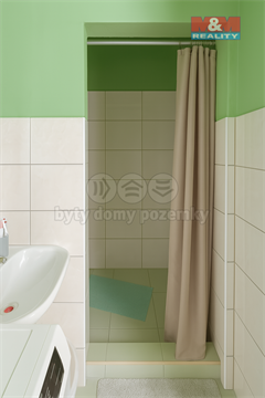 Prodej rodinného domu, 250 m² - 10