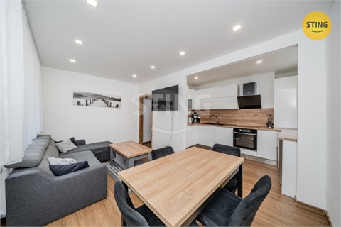 Prodej bytu 3kk, 81 m² - 0