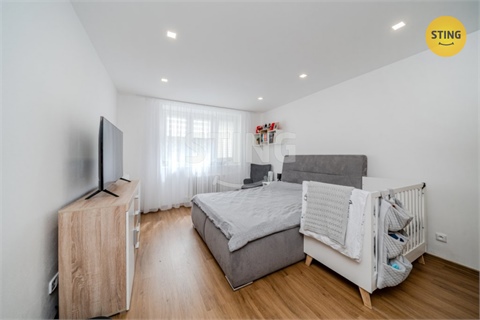 Prodej bytu 3kk, 81 m² - 2