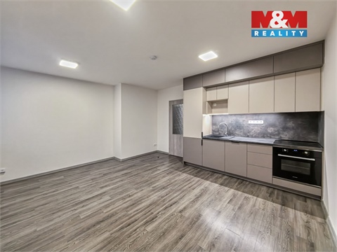 Pronájem bytu 2kk, 49 m² - 2