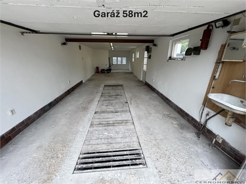 Prodej rodinného domu, 287 m² 14