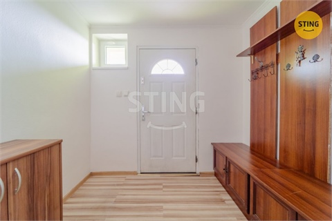 Prodej rodinného domu, 279 m² 16