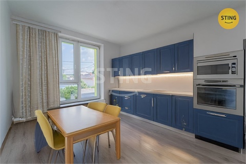 Prodej rodinného domu, 279 m² - 4