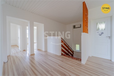 Prodej rodinného domu, 279 m² - 12