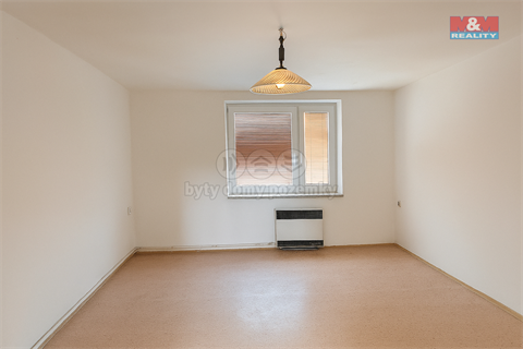 Prodej bytu 1+1, 35 m² - 2