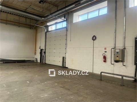 Pronájem skladu / haly, 1 170 m² 2