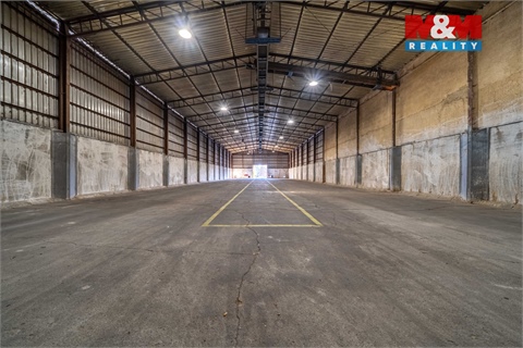 Pronájem skladu / haly, 1 000 m² - 2