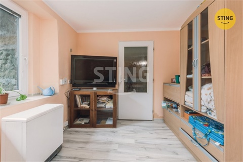 Prodej rodinného domu, 290 m² - 8