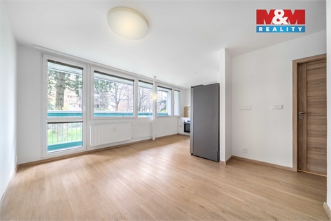 Prodej bytu 3kk, 54 m² - 28